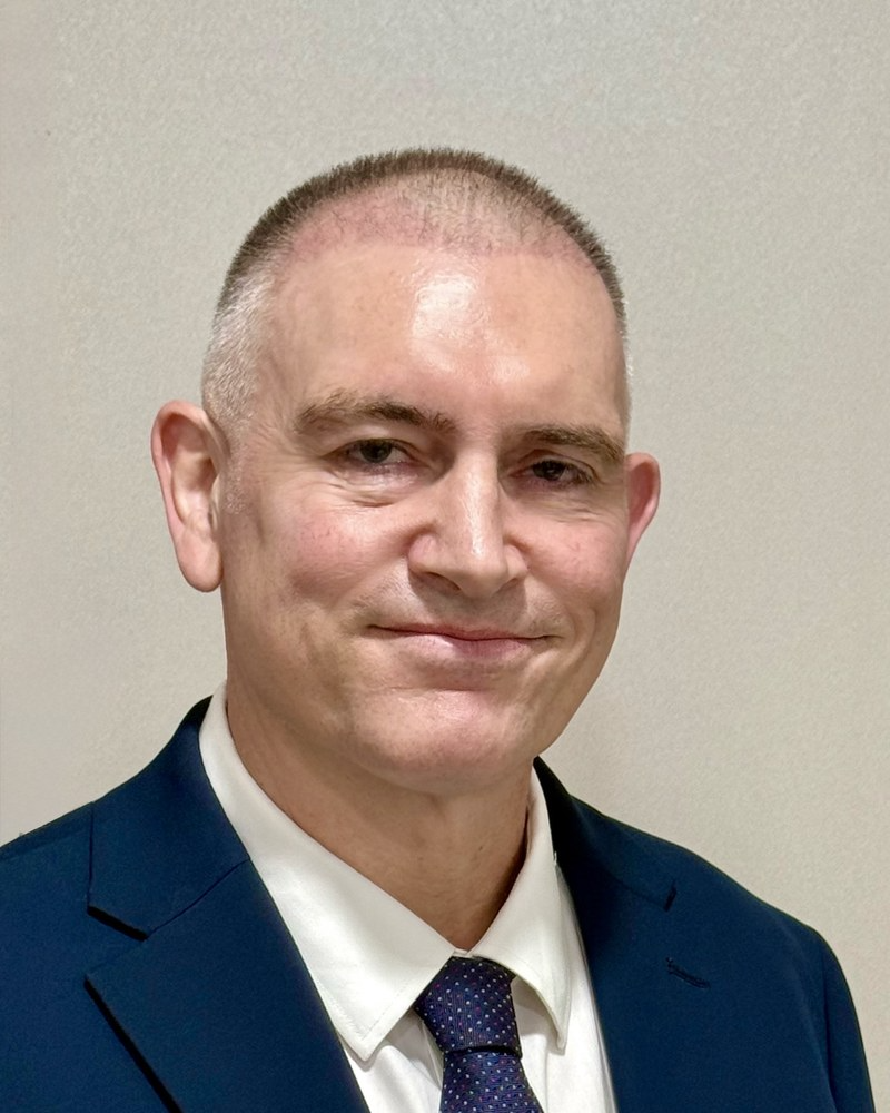 Dr. Leon Goldsmith